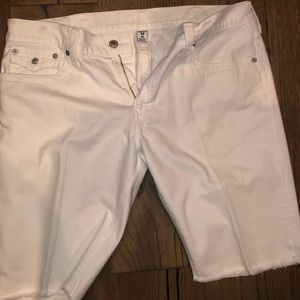 White men’s true religion jean shorts